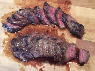 סְטֵייק אוֹנְגְלֶה   STEAK ONGLET
