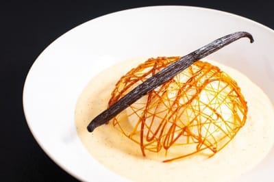 אִיל פְלוֹטַנְט     ILE FLOTTANTE