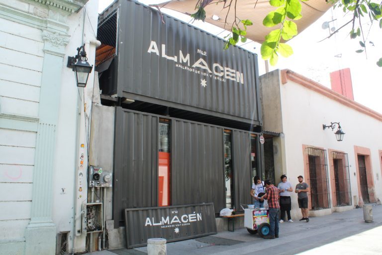 Almacén 42