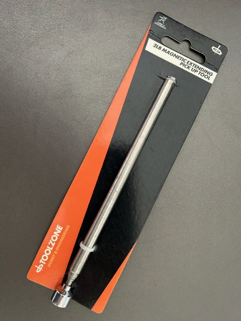 2LB Magnetic Extending Pick Up Tool - The Stainless Bolt Company