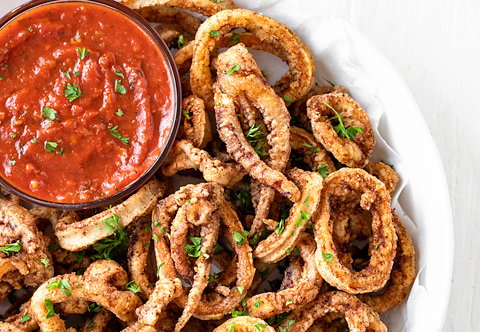 Fried Calamari with Spicy Marinara Sauce