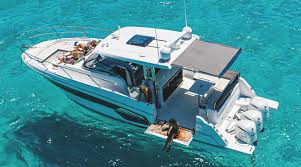 Jeanneau 12.5 SW Boot info  image