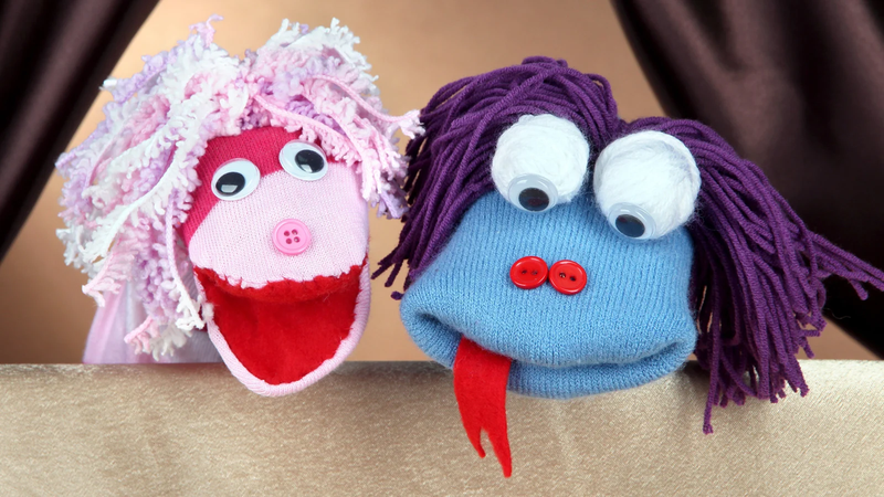 Phishing scammers go for realism using sock puppets