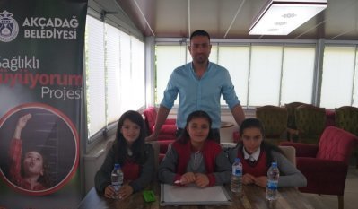 OKULUMUZ AKÇADAĞ BELEDİYESİ TARAFINDAN DÜZENLENEN 'SAĞLIKLI BÜYÜYORUM PROJESİ' KAPSAMINDA YAPILAN YARIŞMANIN İLK GÜNÜNDE 1. OLDU.