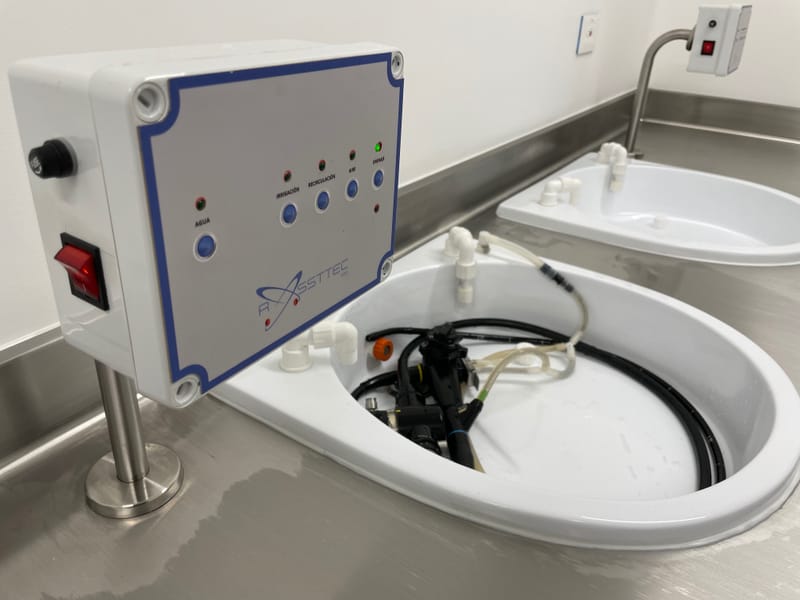 SISTEMA AUTOMATIZADO PARA LAVADO DE ENDOSCOPIOS FLEXIBLES - E-SCOPE FLUSH PLUS +
