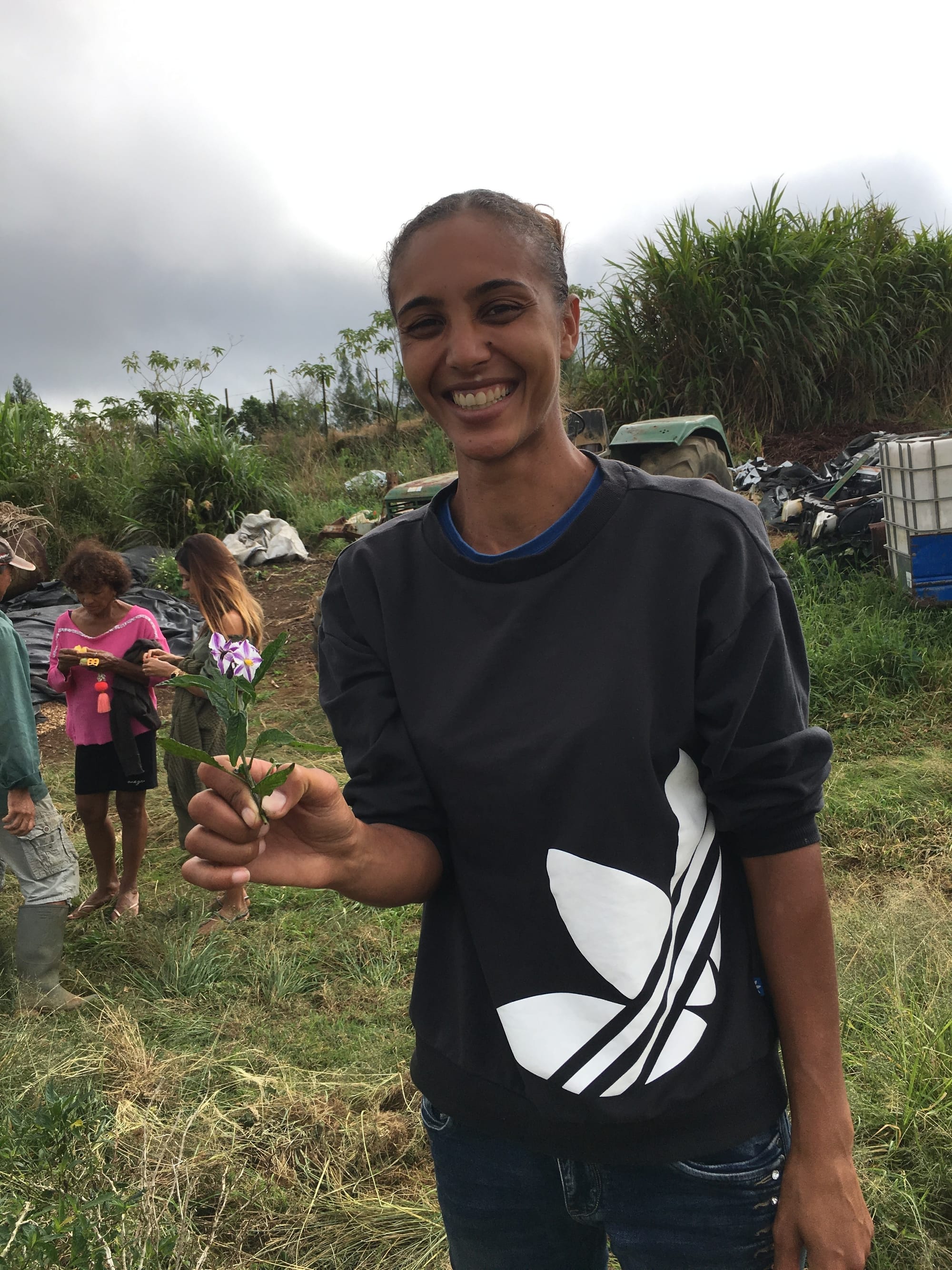 Anne Gaëlle, une jolie passionnée de son île natale et de sa flore particulièrement parfumées