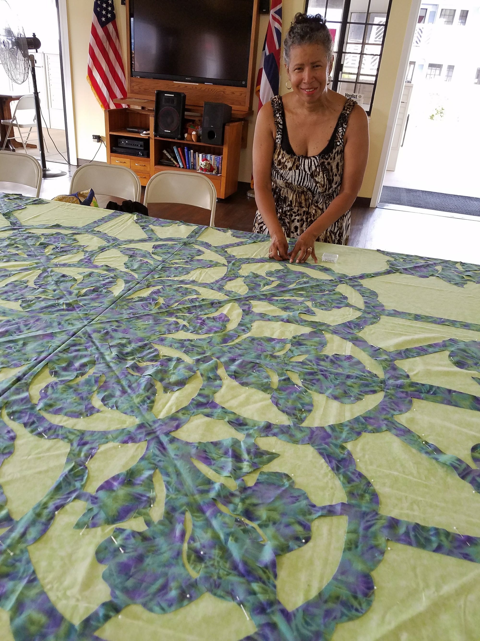Hand Quilting-Hawaiian Applique