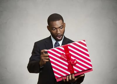 4 Terrific Corporate Gift Concepts to Increase Business