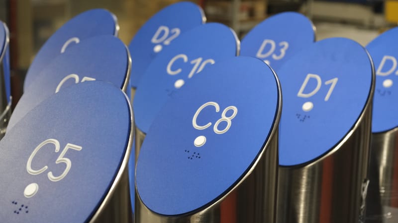 Halte Zuilen voor busperron Utrecht centraal