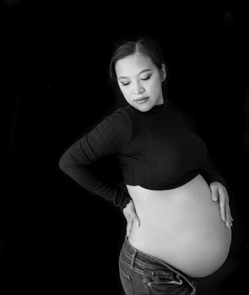 Studio Maternity Session- Reston, Virginia