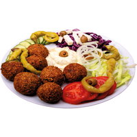 KEBAB falafel na talerzu
