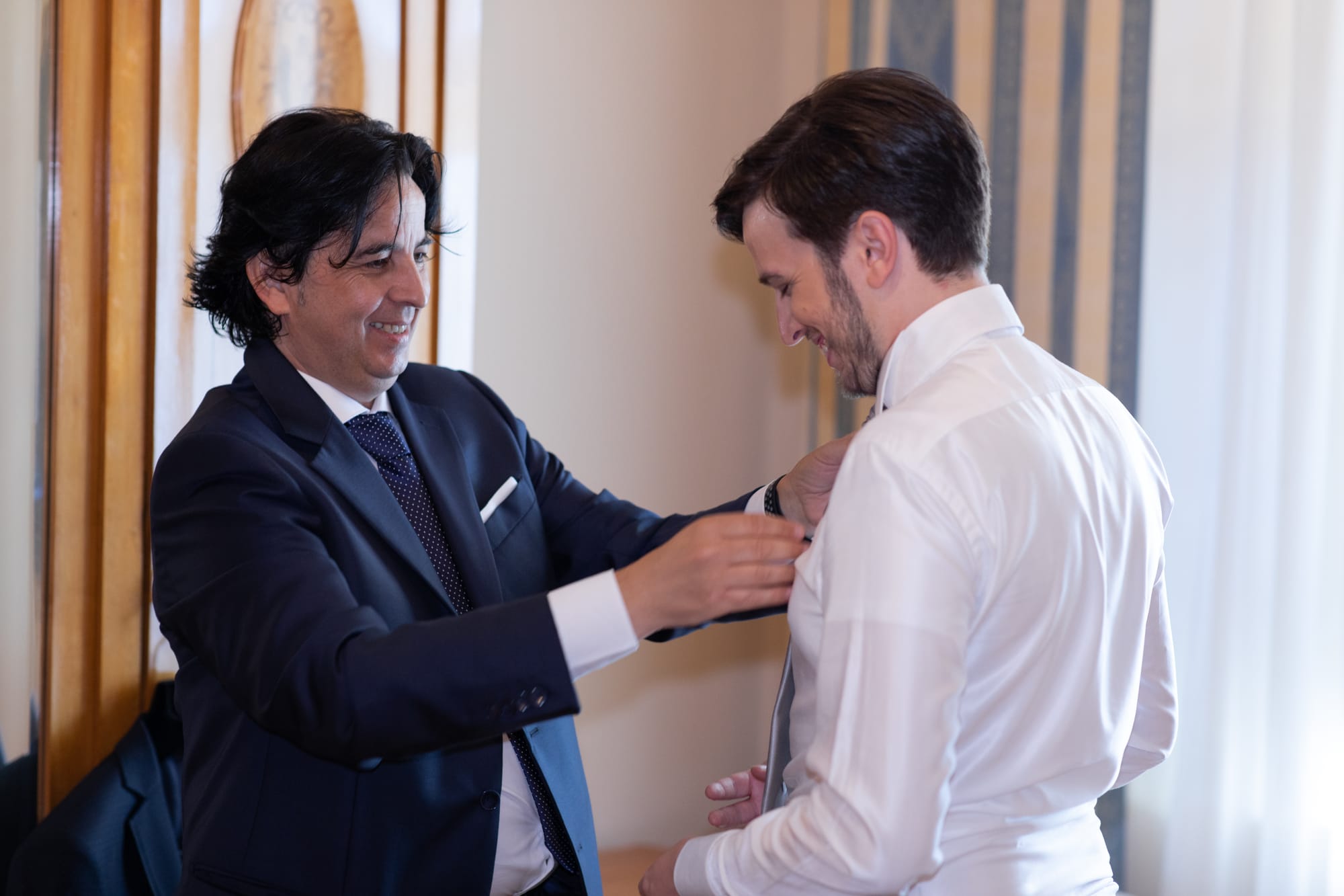 Sotto un cielo blu cobalto