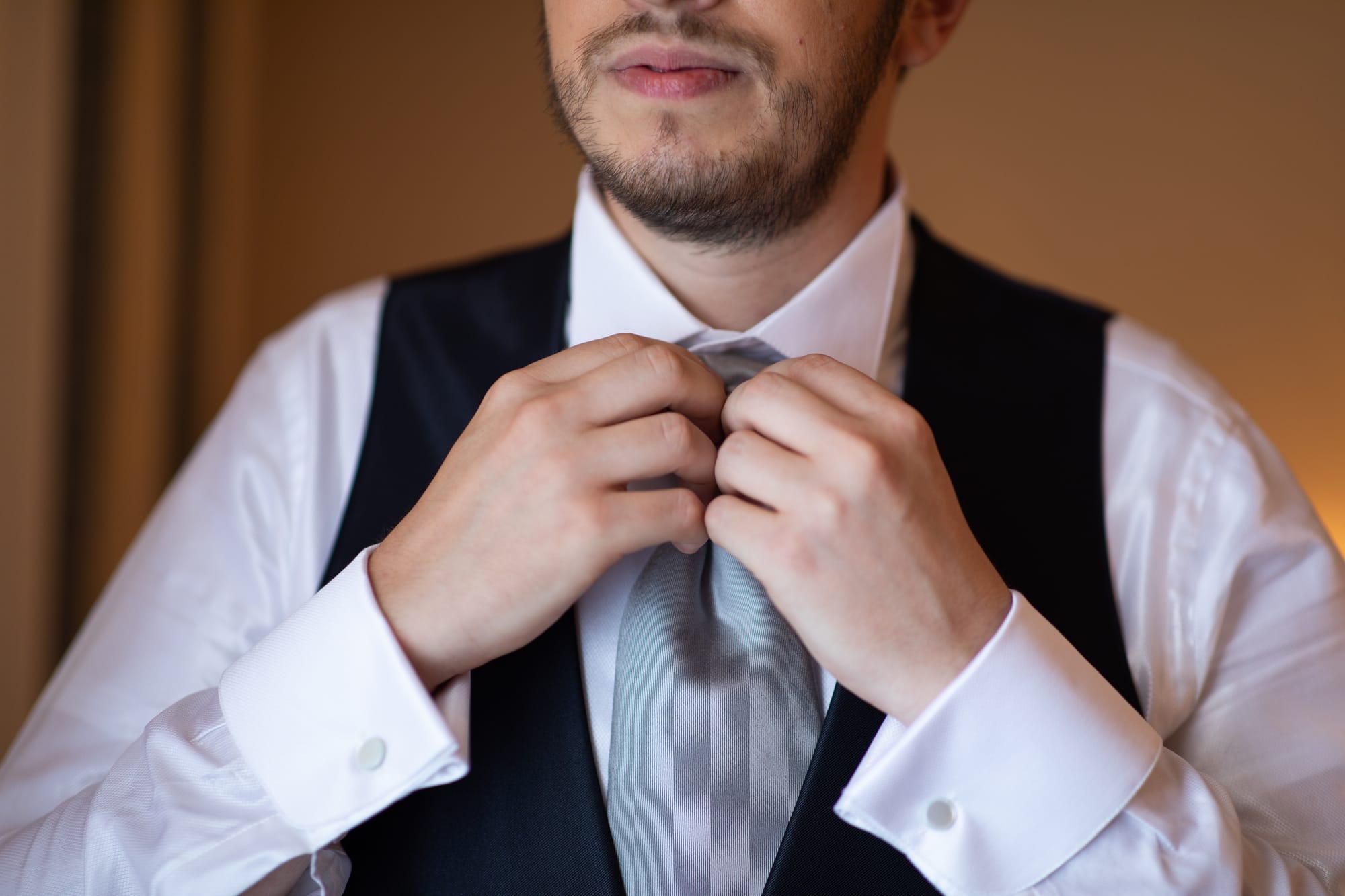 Sotto un cielo blu cobalto