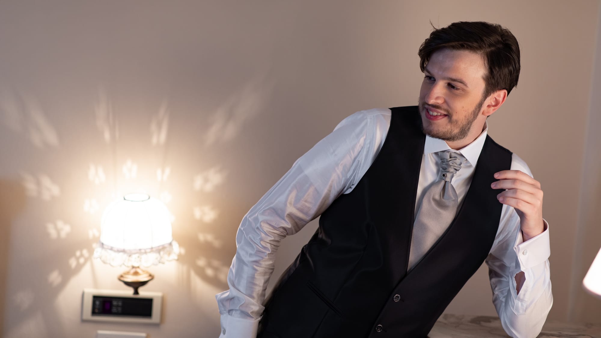 Sotto un cielo blu cobalto