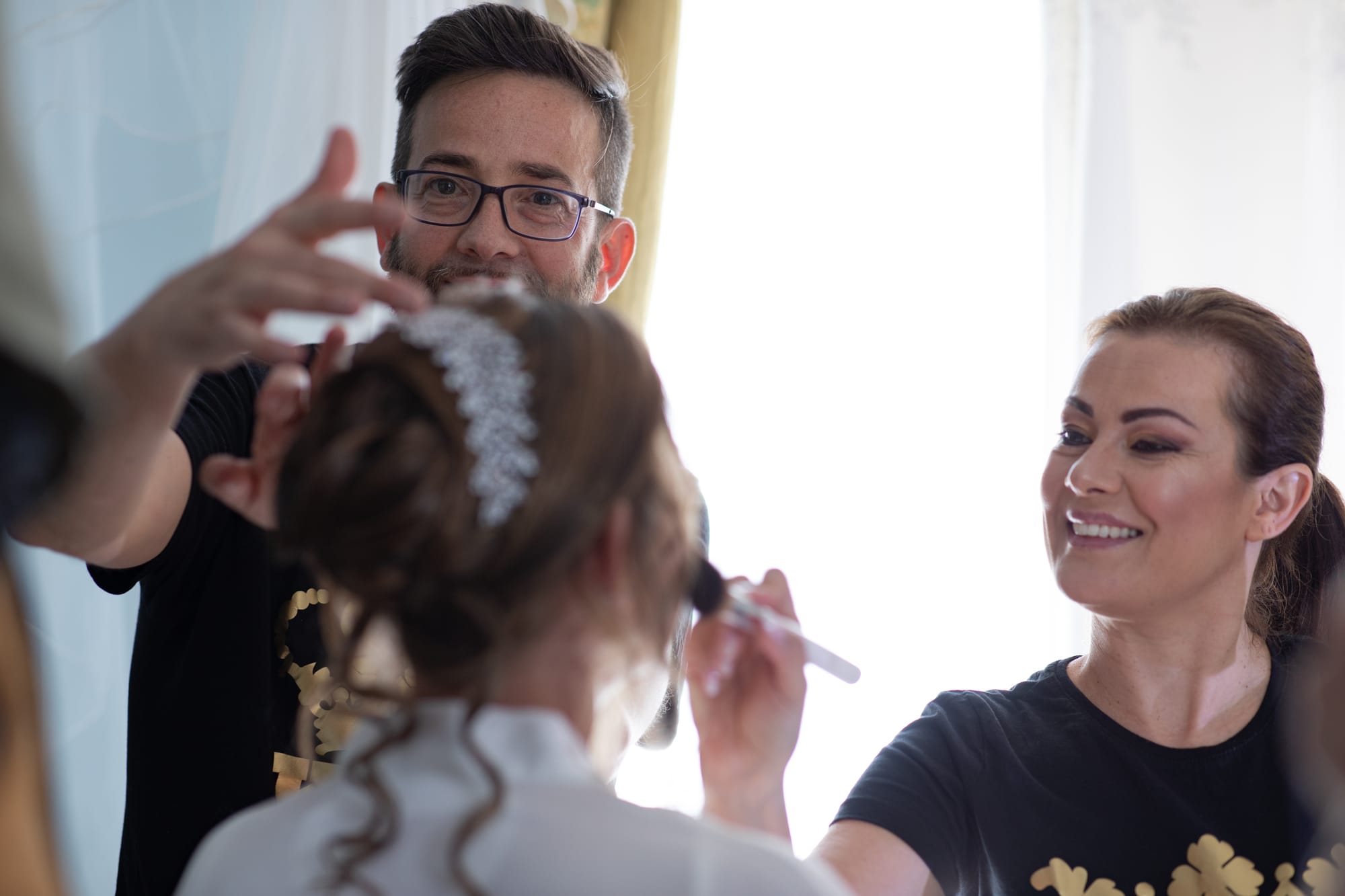 Sotto un cielo blu cobalto