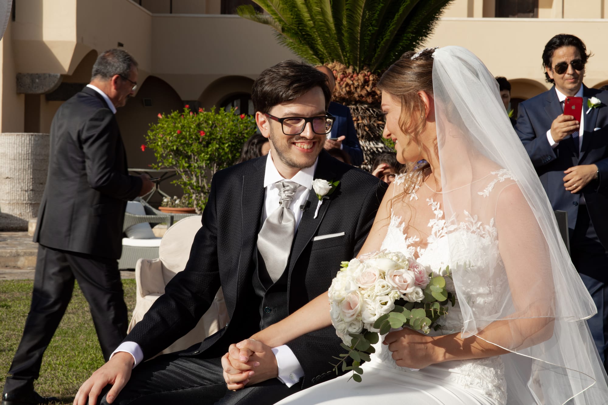 Sotto un cielo blu cobalto