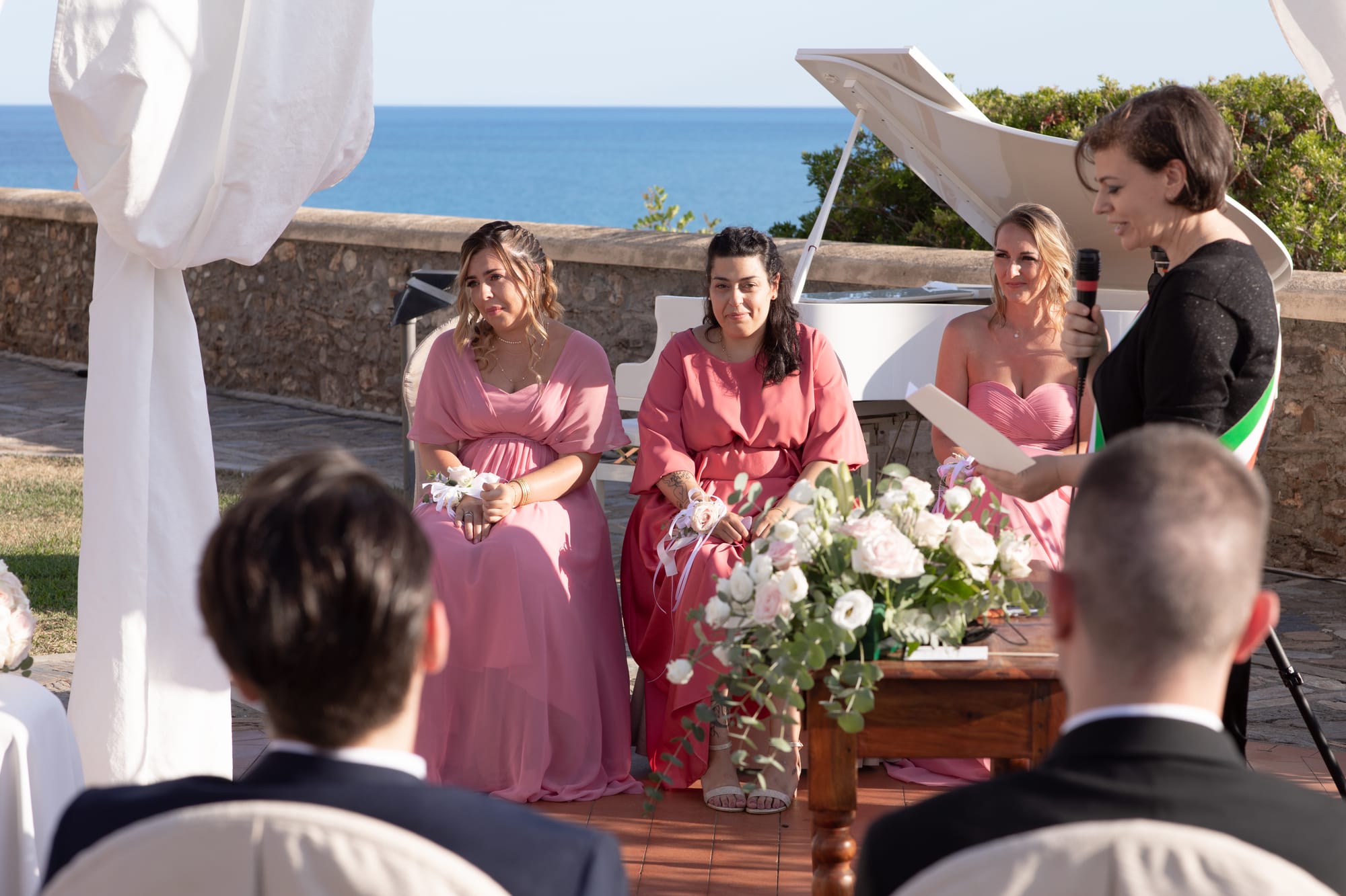 Sotto un cielo blu cobalto