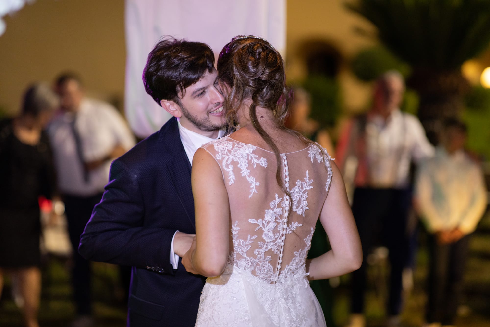 Sotto un cielo blu cobalto