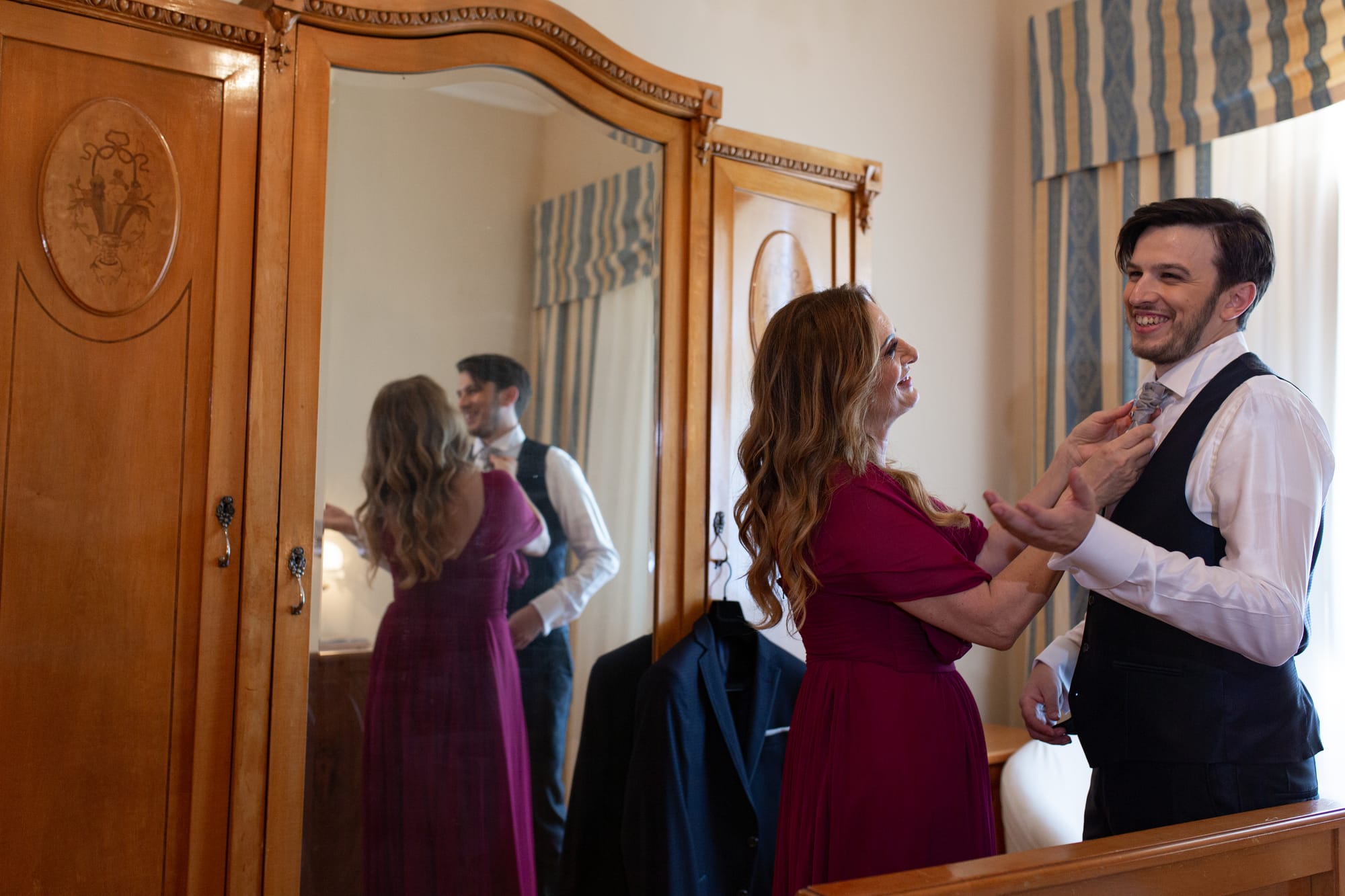 Sotto un cielo blu cobalto