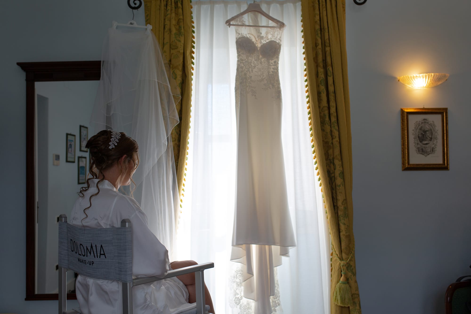 Sotto un cielo blu cobalto