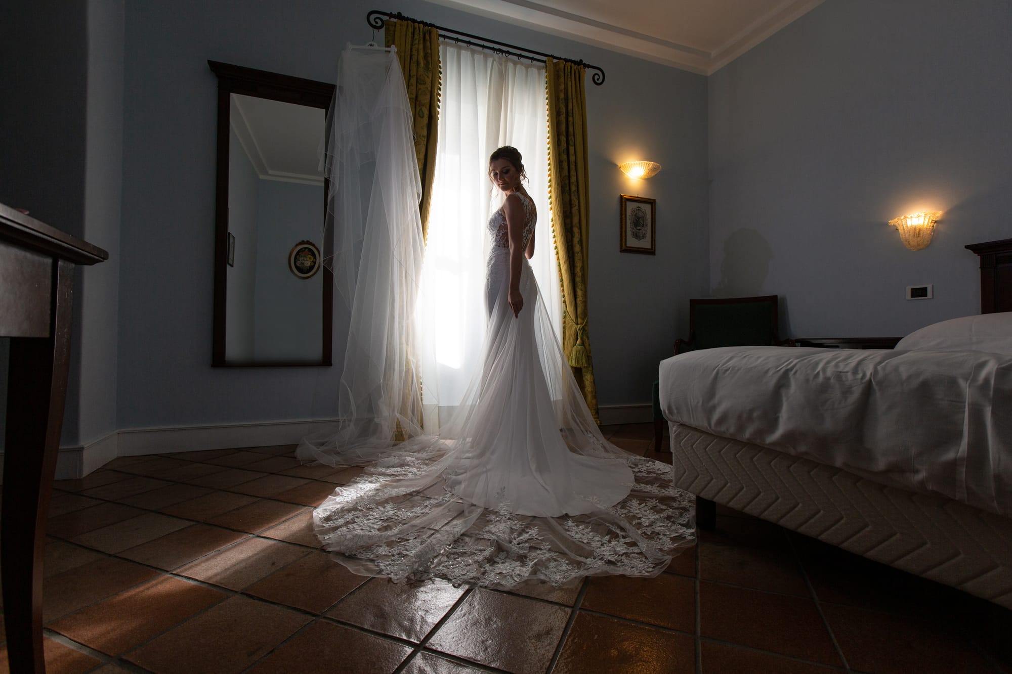 Sotto un cielo blu cobalto