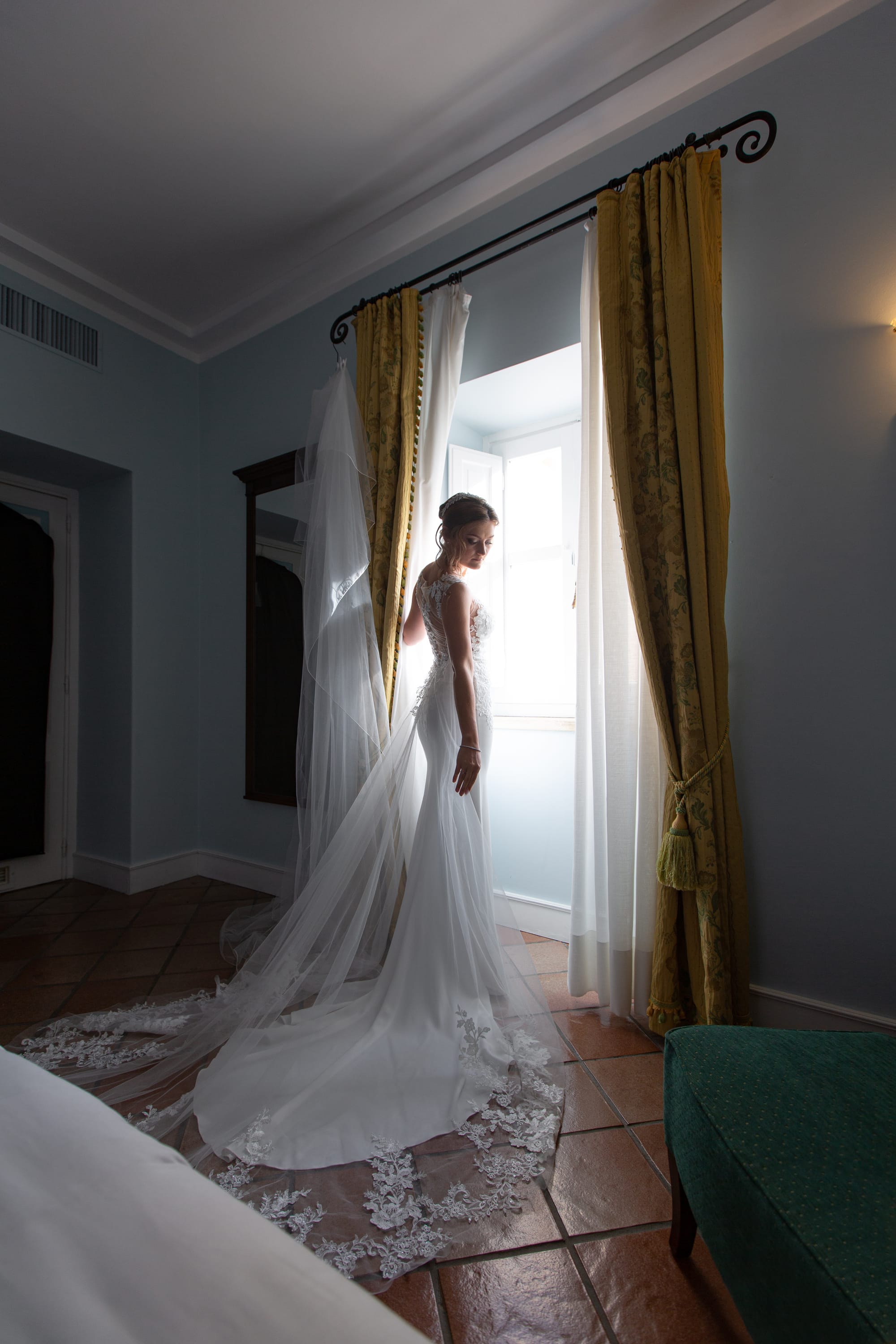 Sotto un cielo blu cobalto