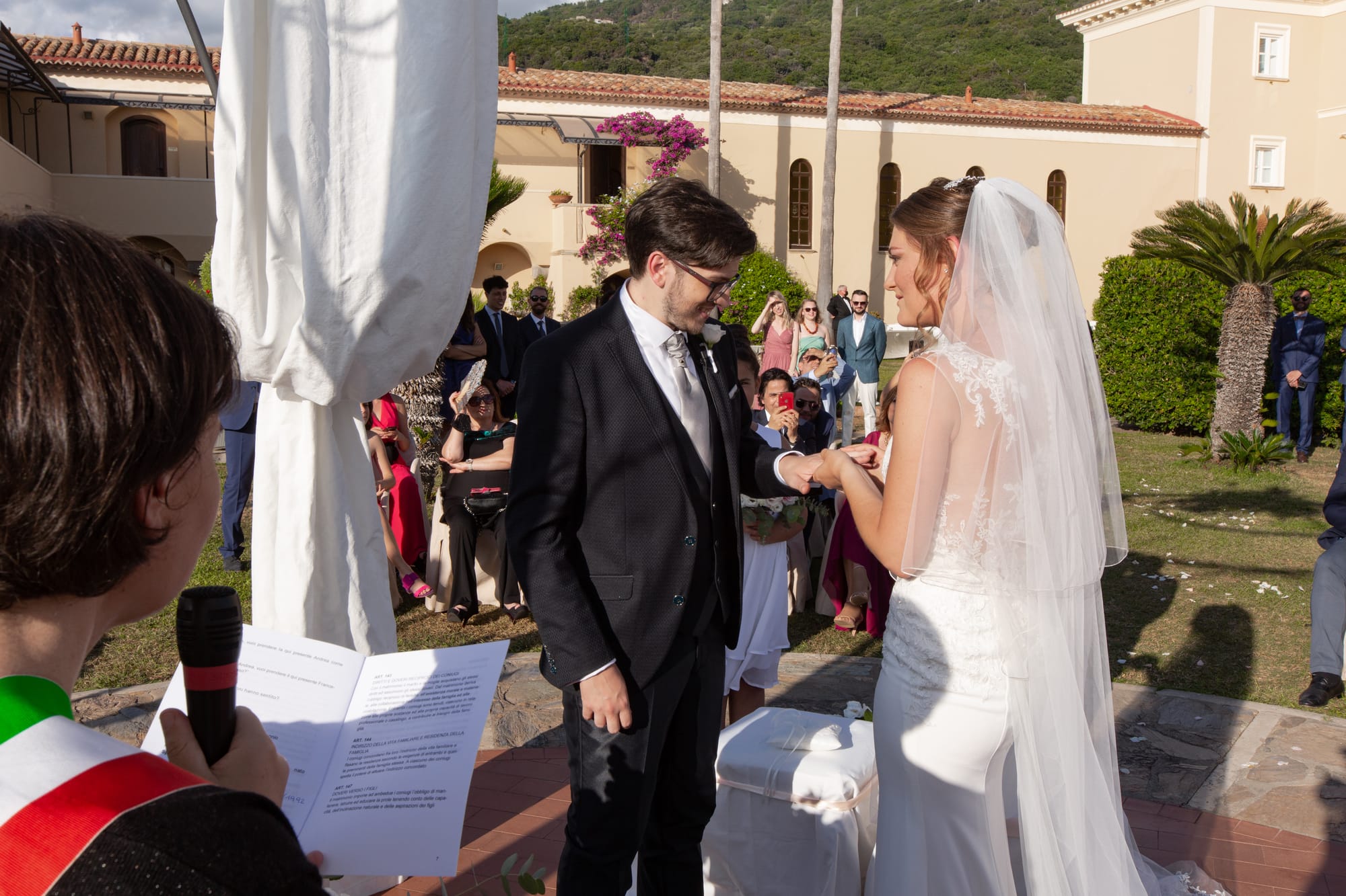 Sotto un cielo blu cobalto