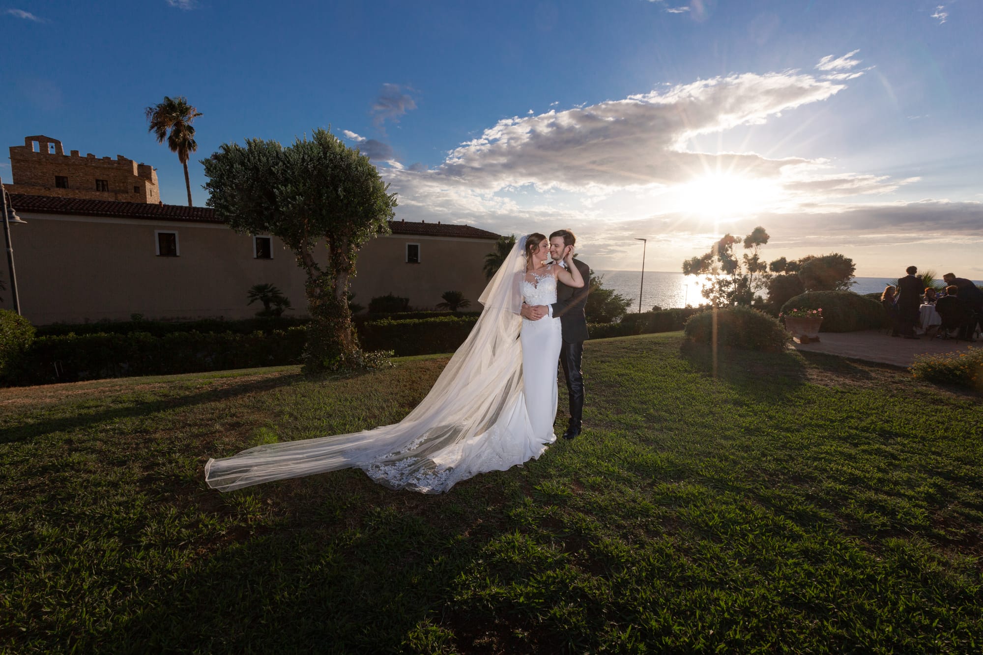 Sotto un cielo blu cobalto