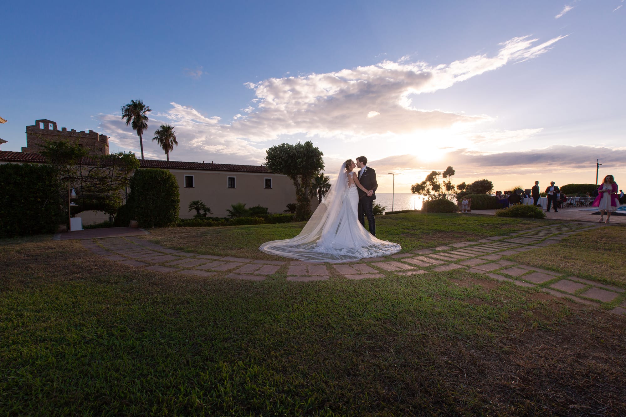 Sotto un cielo blu cobalto
