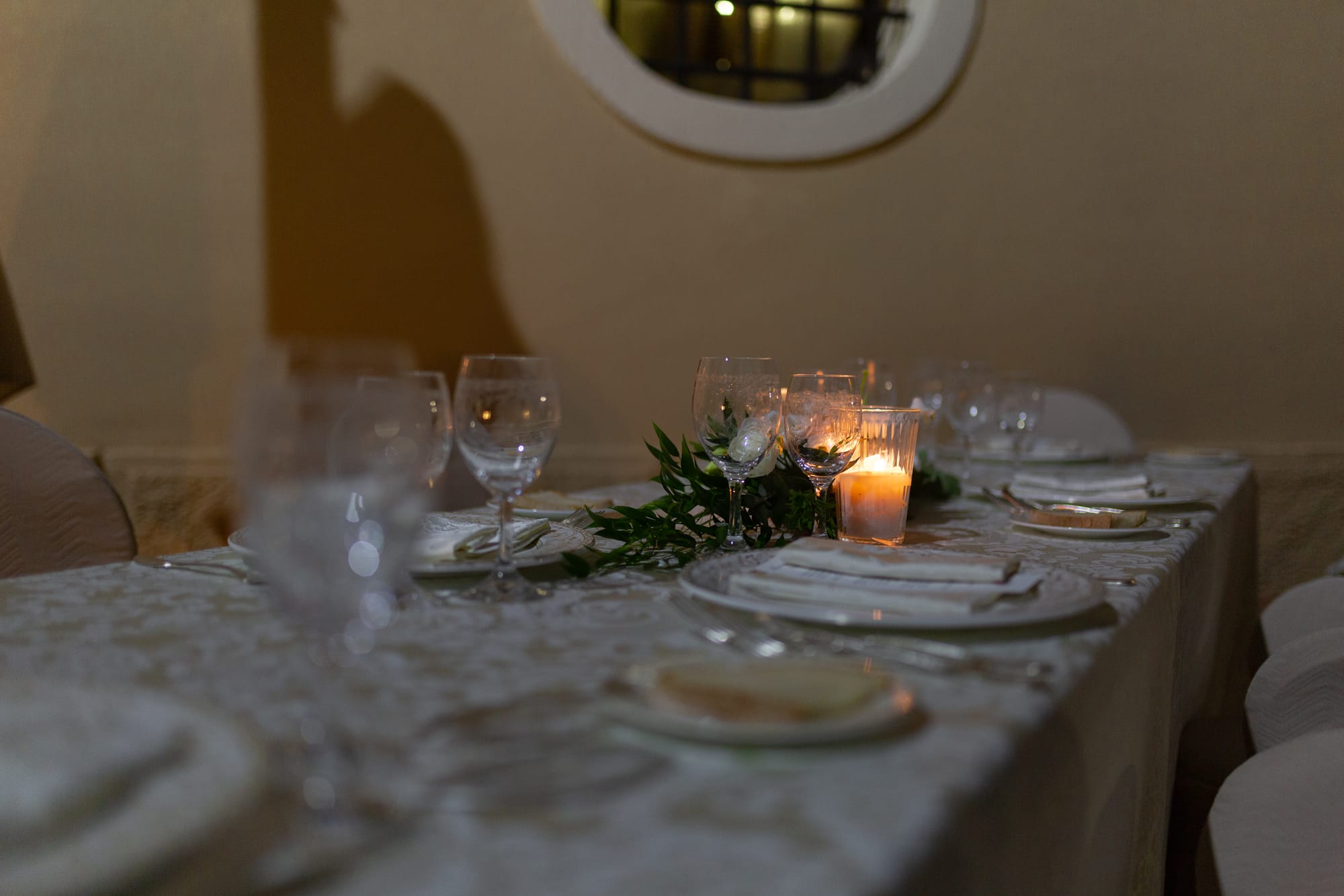 Sotto un cielo blu cobalto