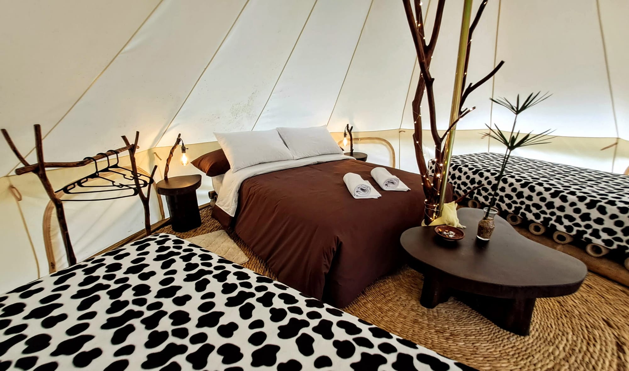 Alojamiento con glamour - USD 42.- por persona - Reservas: 0994 004 019