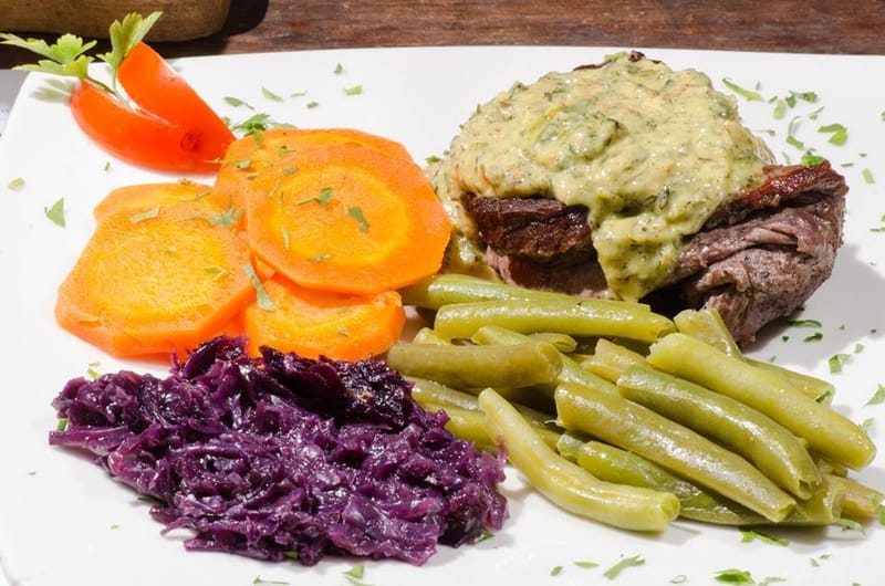 Ladrillo de 200gr. de lomo fino con mantequilla de hierbas "Café de Paris"