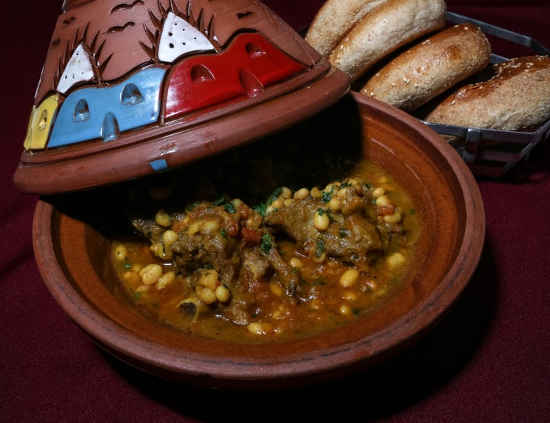 لحم بالفاصوليا البيضاء / Meat with white beans