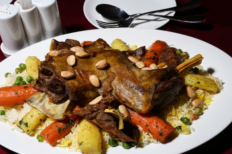 كتف غنم مشوي / Grilled sheep shoulder