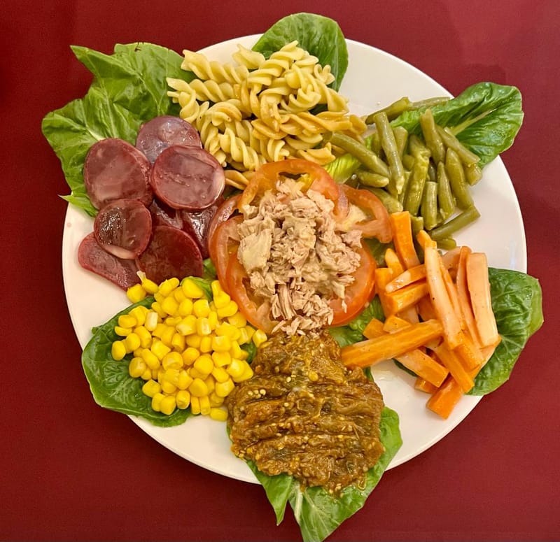 سلطة مغربية مشكلة   Moroccan Salad