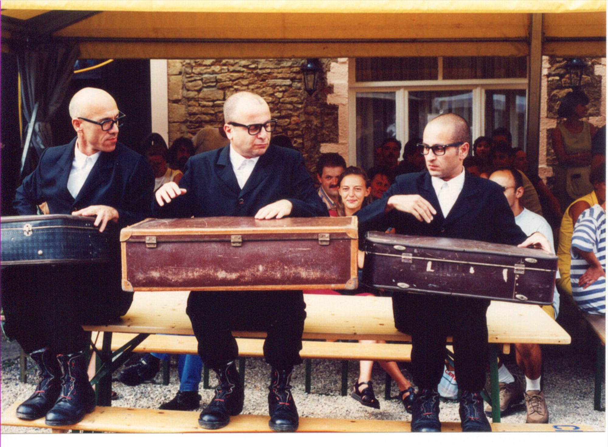         Zitsland On The Street                