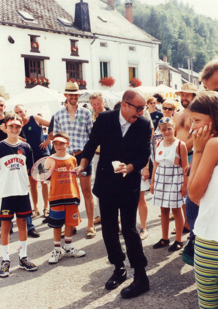         Zitsland On The Street                