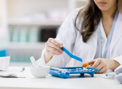 Benefits of Having an Online Pharmacy image