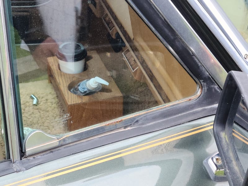 1985 Jeep Grand Wagoneer 