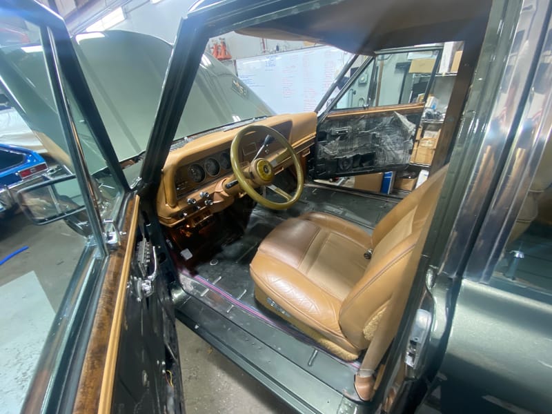 1985 Jeep Grand Wagoneer 