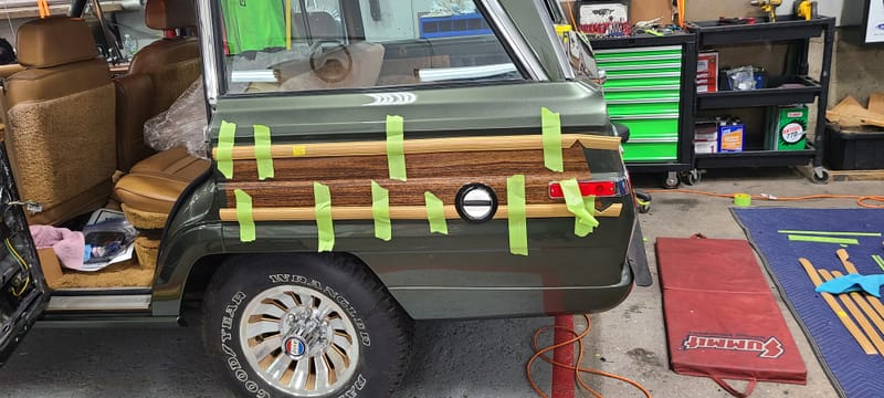 1985 Jeep Grand Wagoneer 