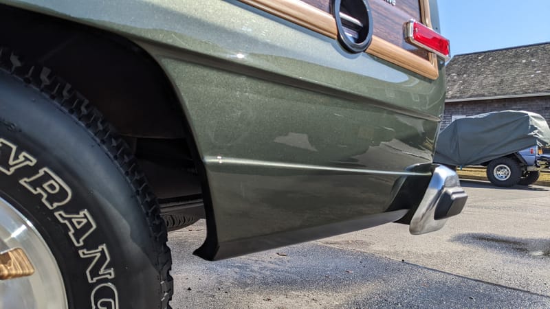 1985 Jeep Grand Wagoneer 