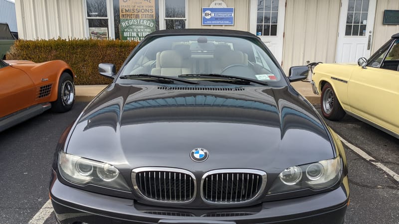 2005 BMW 325CI