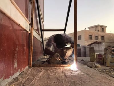 استمرار ابطال الجهد بانشاء ونصب مخرج للطوارىء لردهة العزل الوبائي