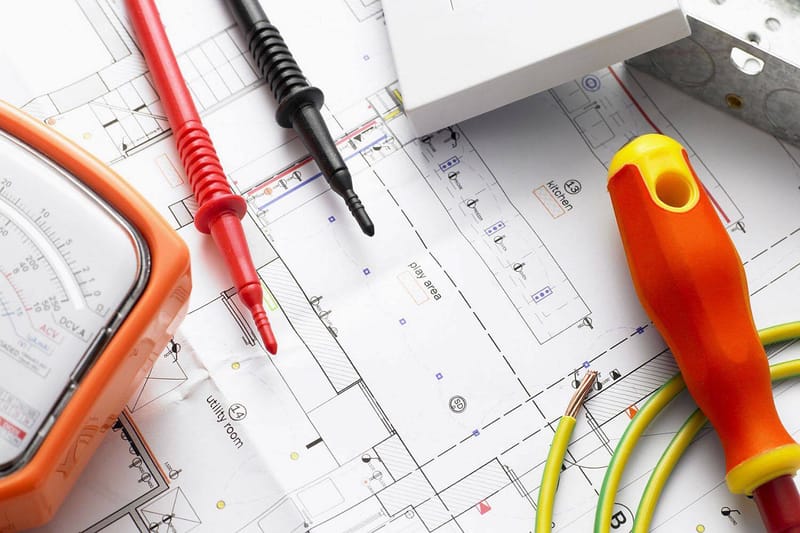ELEKTRİK - SU - PVC - KALORİFER TESİSATI VE AYDINLATMA