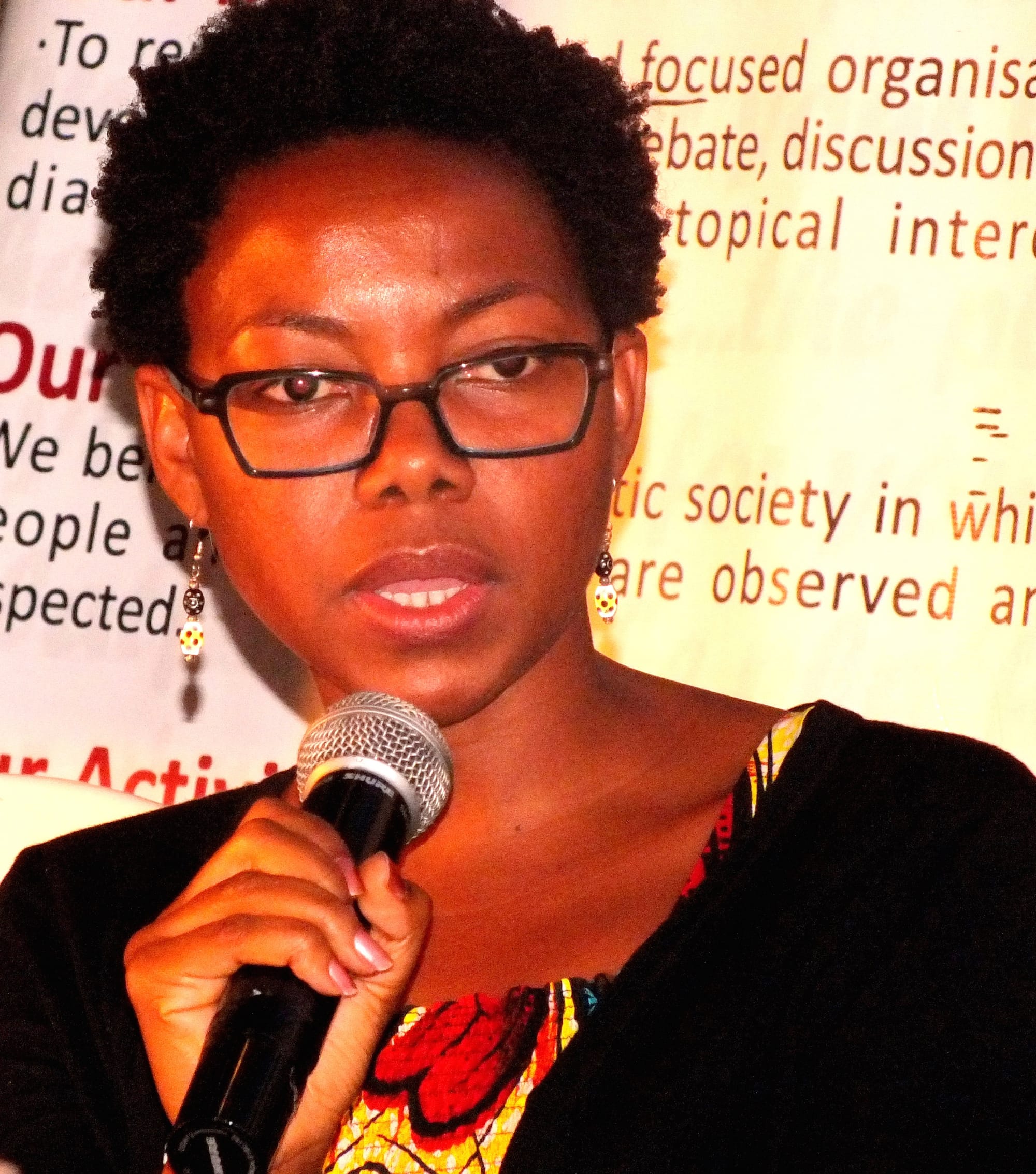 NoViolet Bulawayo in conversation with Drew Shaw at hometown book launch, 17 September 2013