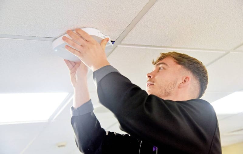 Indoor and Outdoor Wireless Network Installation Services