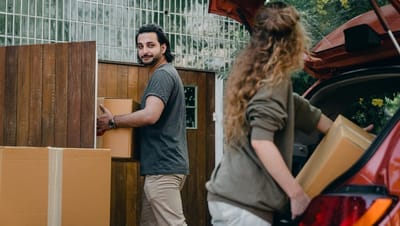 Essentials That You Should Check Whenever You Are Hunting For An Ideal Moving Company image