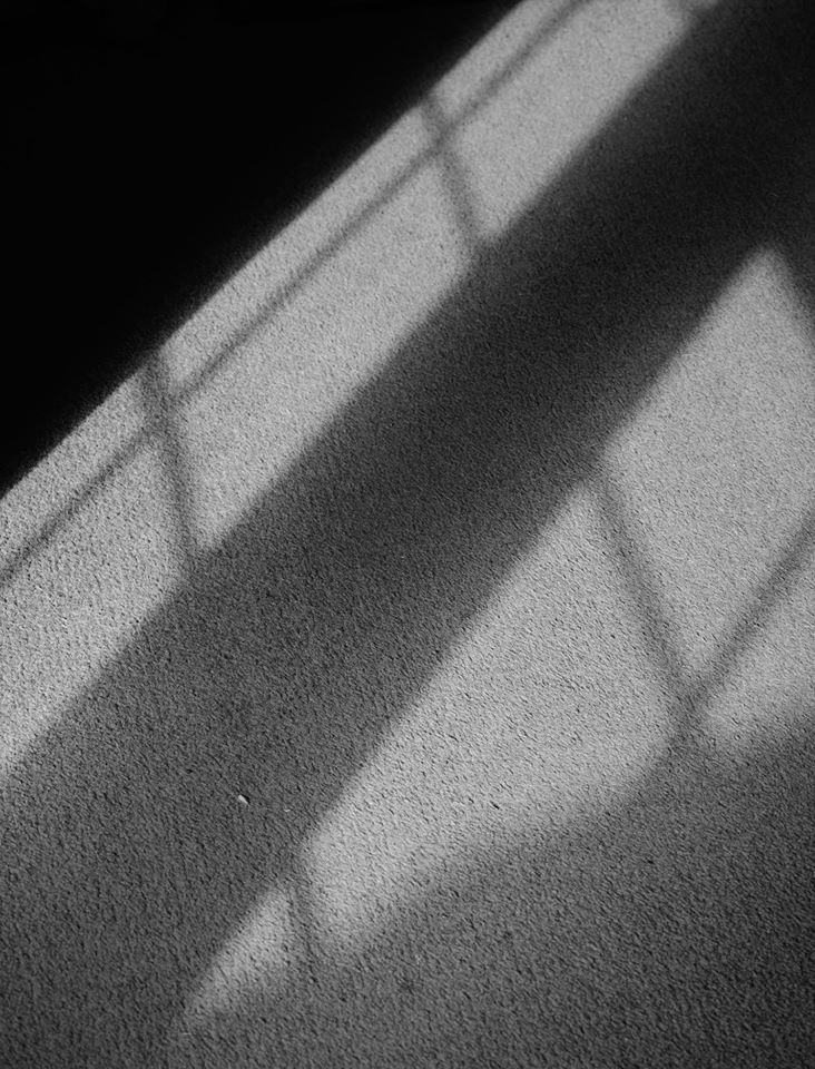 It creeps... - Tony De Sarzec
