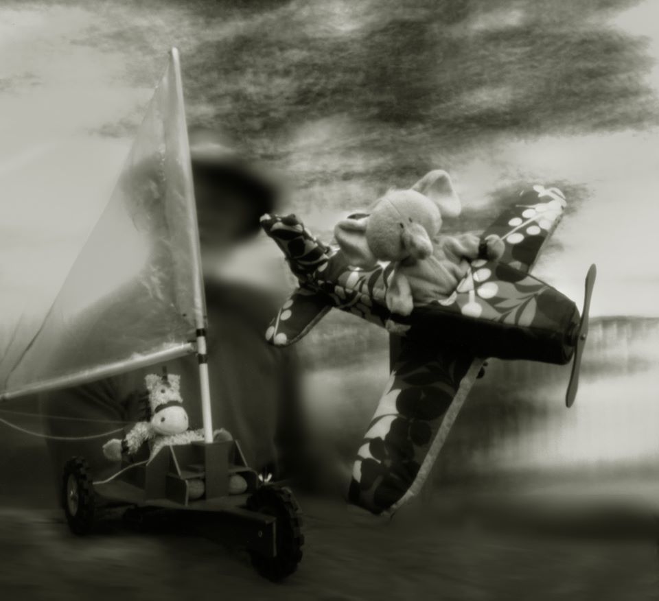 Puppeteer....... Air Race - Howard Arthur Moiser